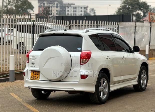 Toyota RAV4 2008 Pearl
