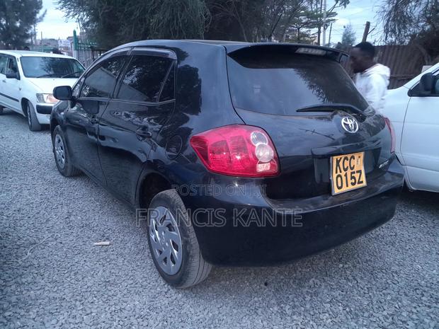 Toyota Auris 2010 Black