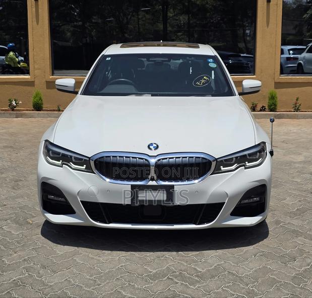 BMW 330i 2020 White