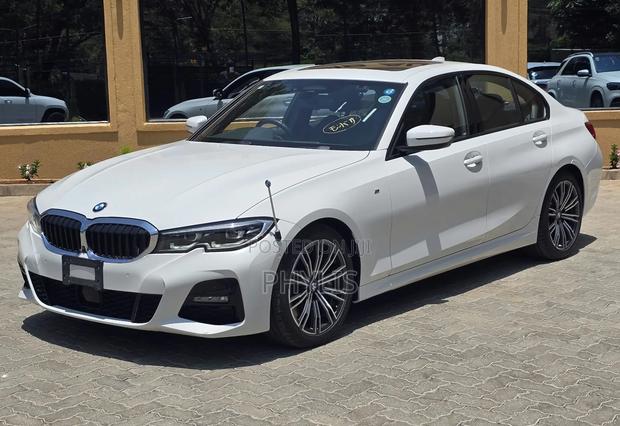 BMW 330i 2020 White
