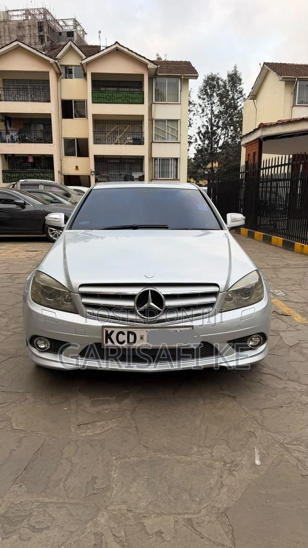 Mercedes-Benz C200 2008 Silver