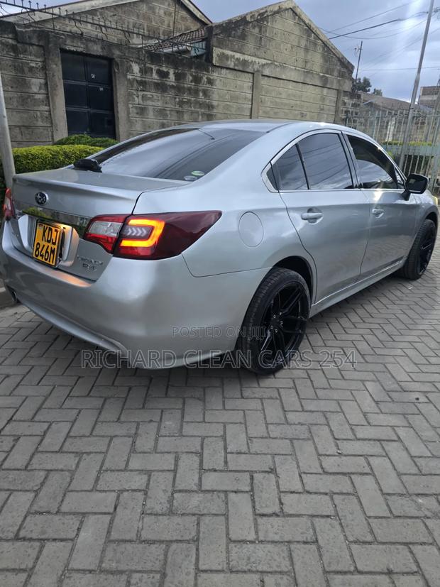 Subaru Legacy 2015 Silver