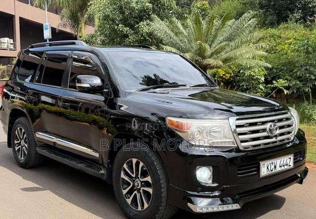 Toyota Land Cruiser Prado 2012 Black