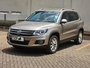 Volkswagen Tiguan 2.0 S Automatic 2012 Gold for sale