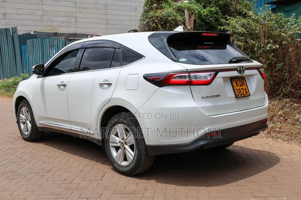 Toyota Harrier 2017 White