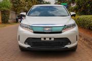 Toyota Harrier 2.0 2018 White for sale