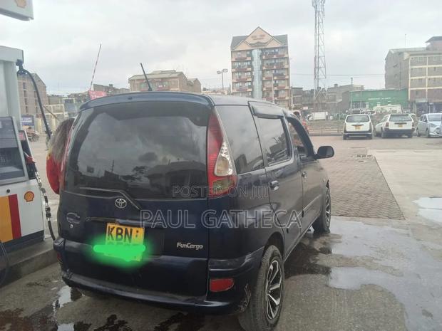 Toyota Fun Cargo 2005 Black