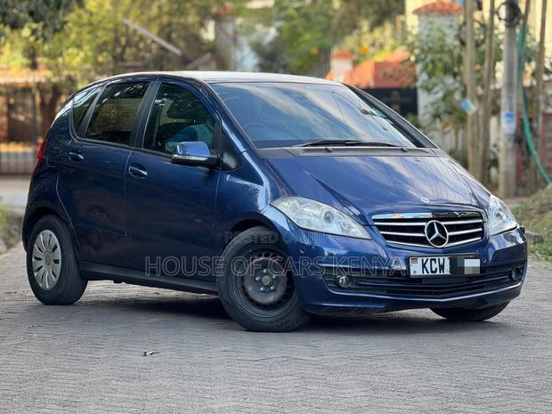 Mercedes-Benz A-Class 2012 Blue
