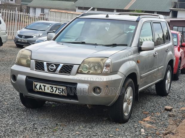 Nissan X-Trail 2004 Silver