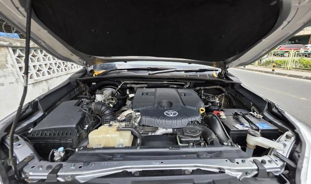 Toyota Hilux Revo Double Cab Deisel 2.4 RWD 2022 Black