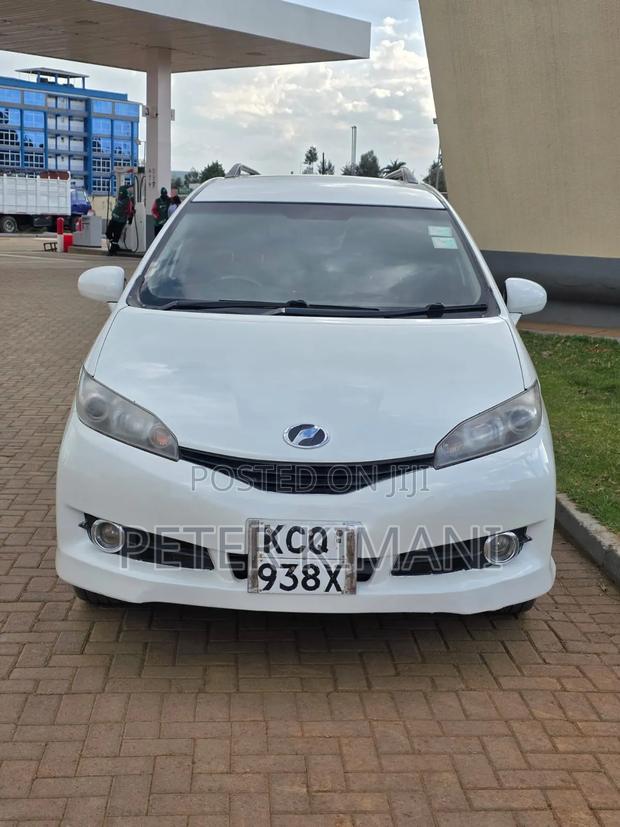 Toyota Wish 2011 White
