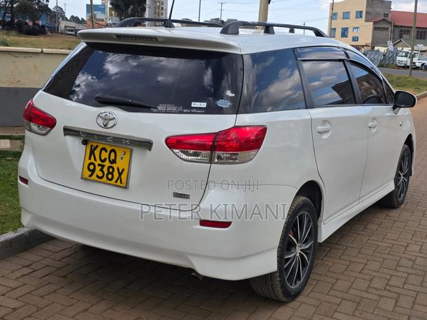 Toyota Wish 2011 White