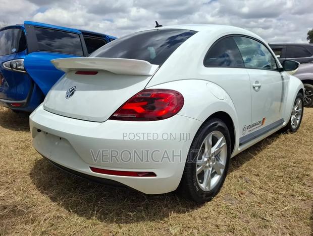 Volkswagen Beetle 2019 White
