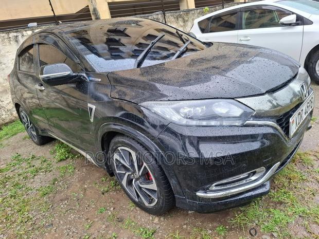 Honda Vezel 2017 Black