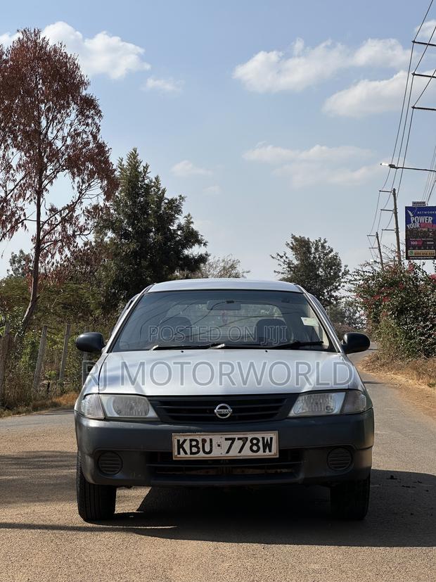 Nissan Advan 2006 Silver
