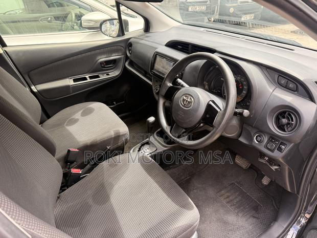 Toyota Vitz 2018 Black
