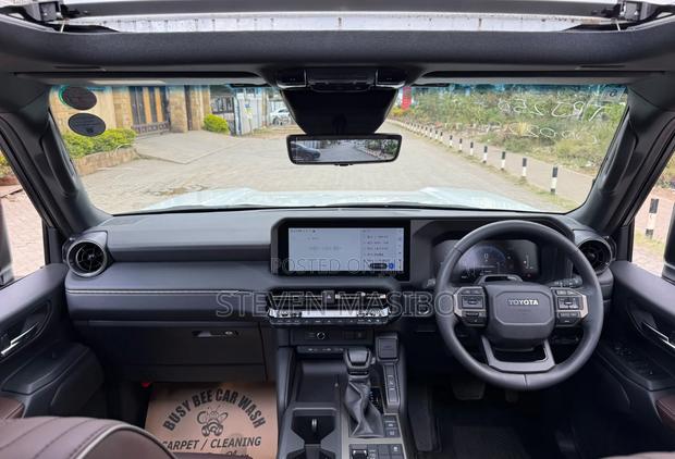 Toyota Land Cruiser Prado 2.7 2024 White