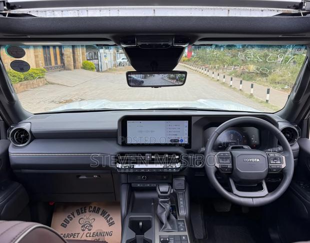 Toyota Land Cruiser Prado 2.7 2024 White