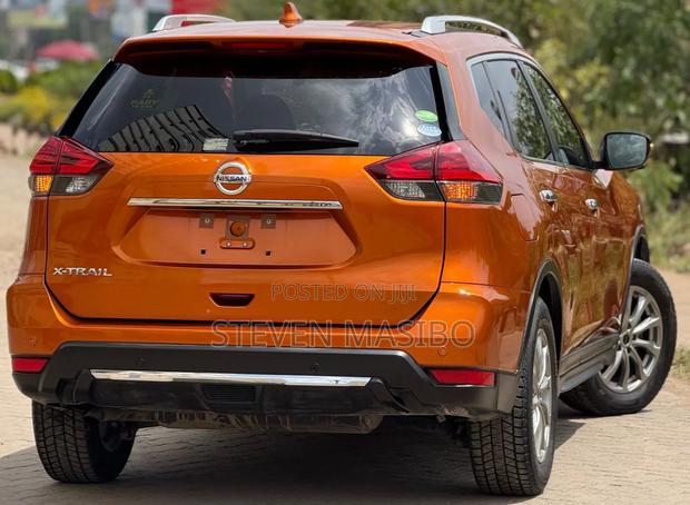 Nissan X-Trail 2.0 Petrol AWD 2018 Orange