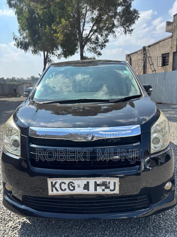 Toyota Noah 2008 Black