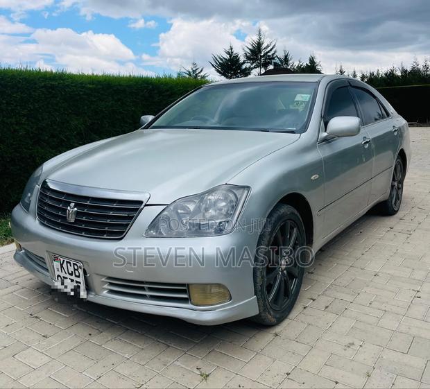 Toyota Crown 2008 Silver