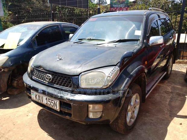 Toyota RAV4 2001 Black