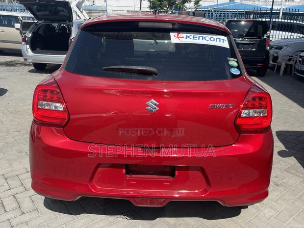 Suzuki Swift 2019 Red