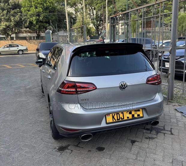 Volkswagen Golf GTI 2015 Silver