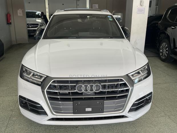 Audi Q5 45 Premium AWD quattro 2020 White