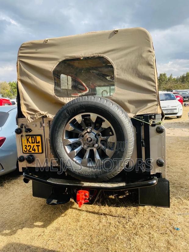 Land Rover Defender 2008 Gray