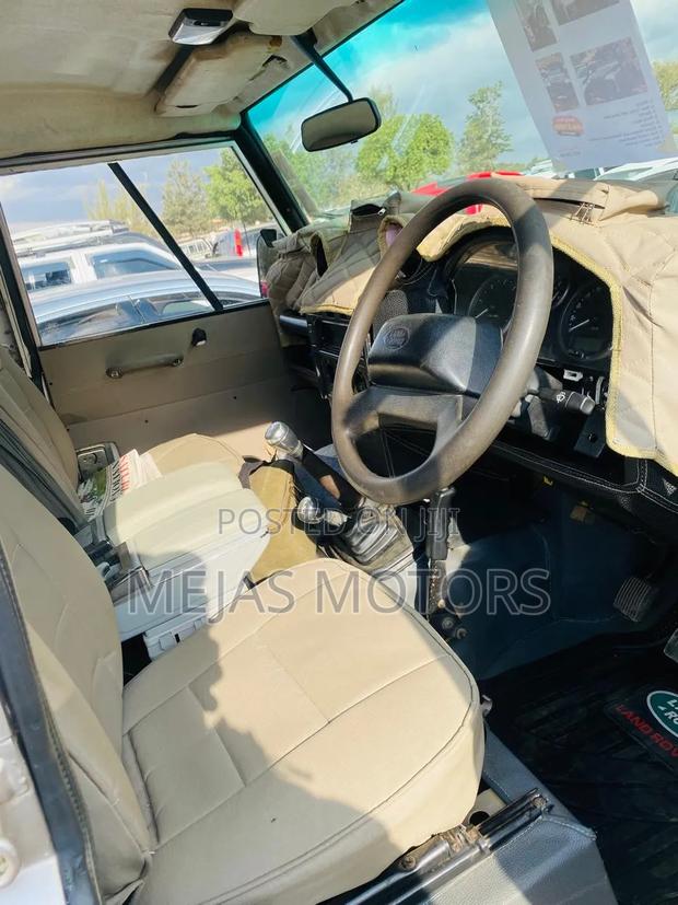 Land Rover Defender 2008 Gray