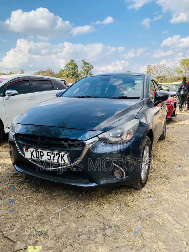 Mazda Demio 2016 Black