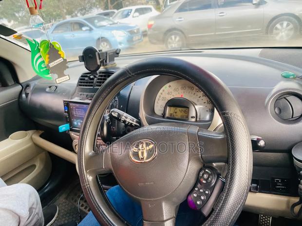 Toyota Passo 2009 Silver