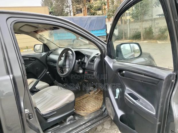 Isuzu D-MAX 2022 White