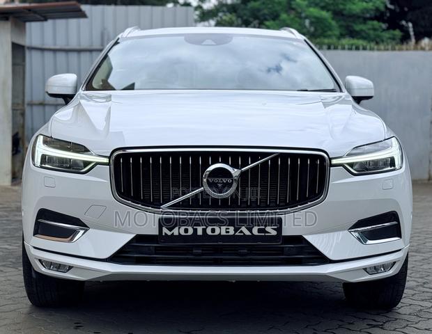 Volvo XC60 T5 Inscription AWD 2019 Pearl