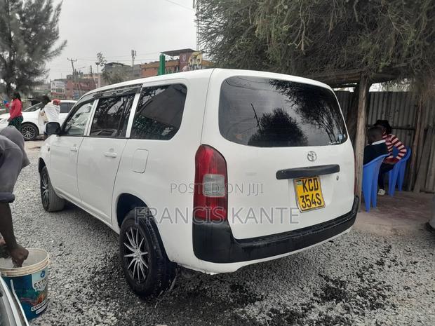 Toyota Probox 2005 White