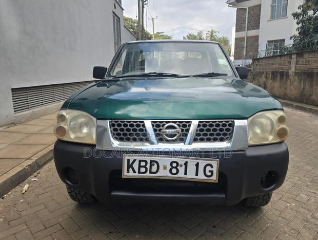 Nissan Hardbody 2008 Green