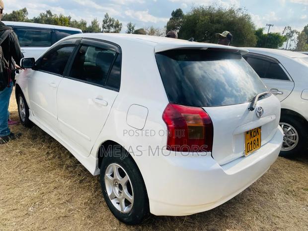 Toyota Corolla RunX 2006 White