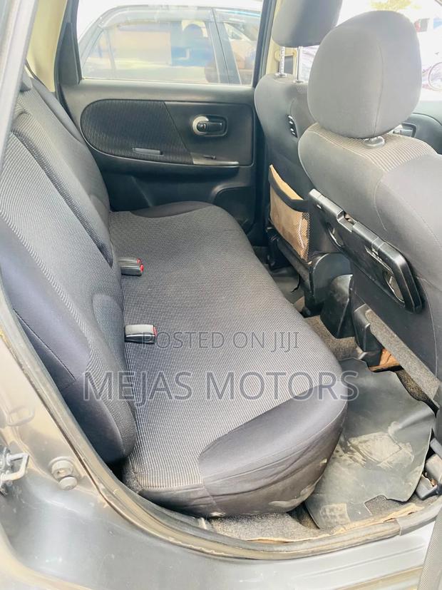 Toyota Corolla RunX 2006 White