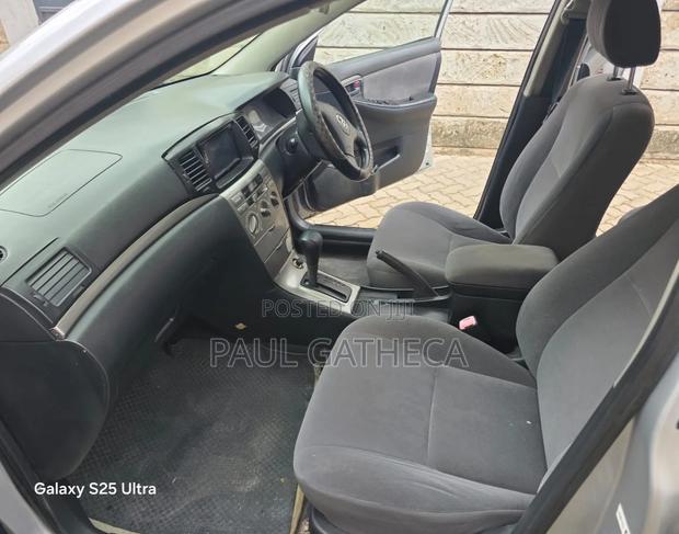 Toyota Corolla RunX 2006 Silver
