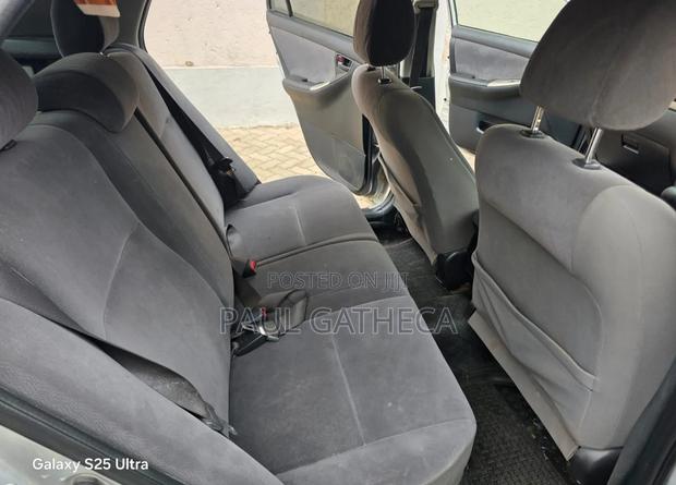 Toyota Corolla RunX 2006 Silver