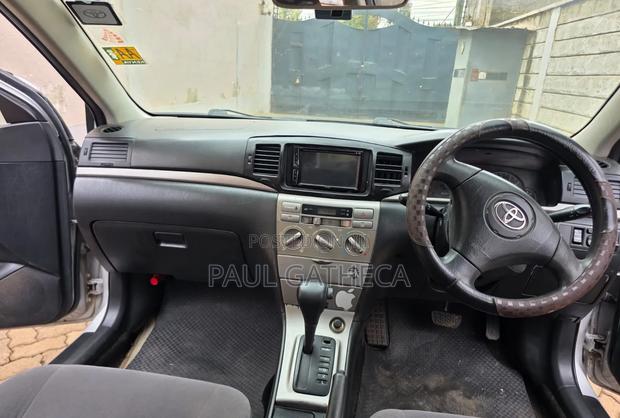 Toyota Corolla RunX 2006 Silver