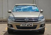 Volkswagen Tiguan 2012 Gold for sale