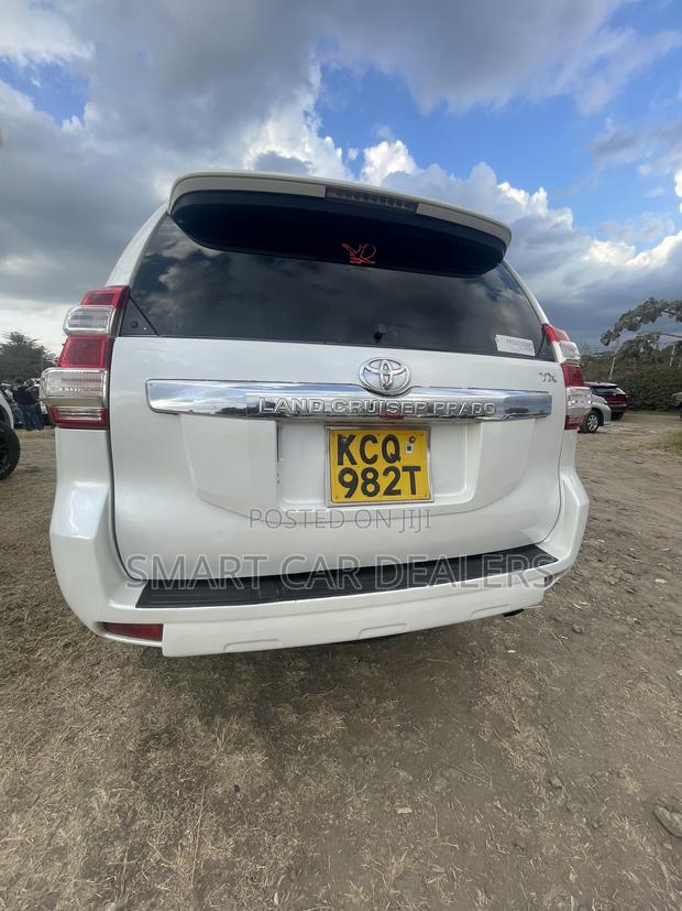 Toyota Land Cruiser Prado 2014 White