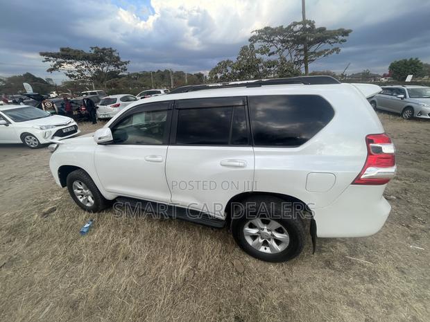 Toyota Land Cruiser Prado 2014 White