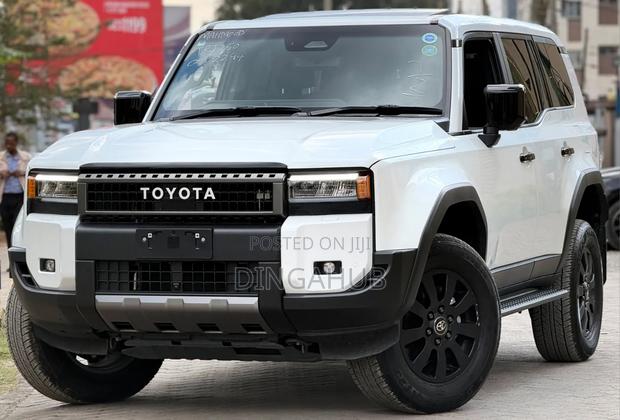 Toyota Land Cruiser Prado 2024 White