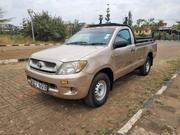 Toyota Hilux 2009 Gold for sale