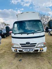 Toyota Dyna 2012 White for sale