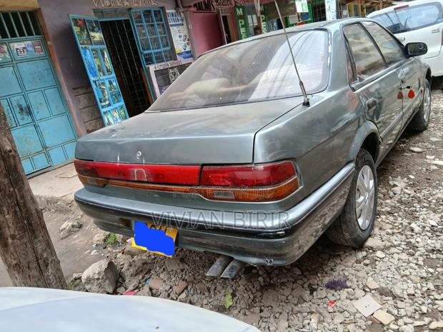 Nissan Bluebird 1999 Gray