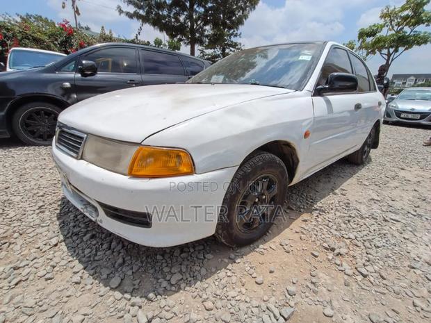 Mitsubishi Lancer 1998 White